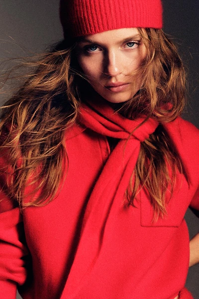 RIBBED CASHMERE BLEND BEANIE