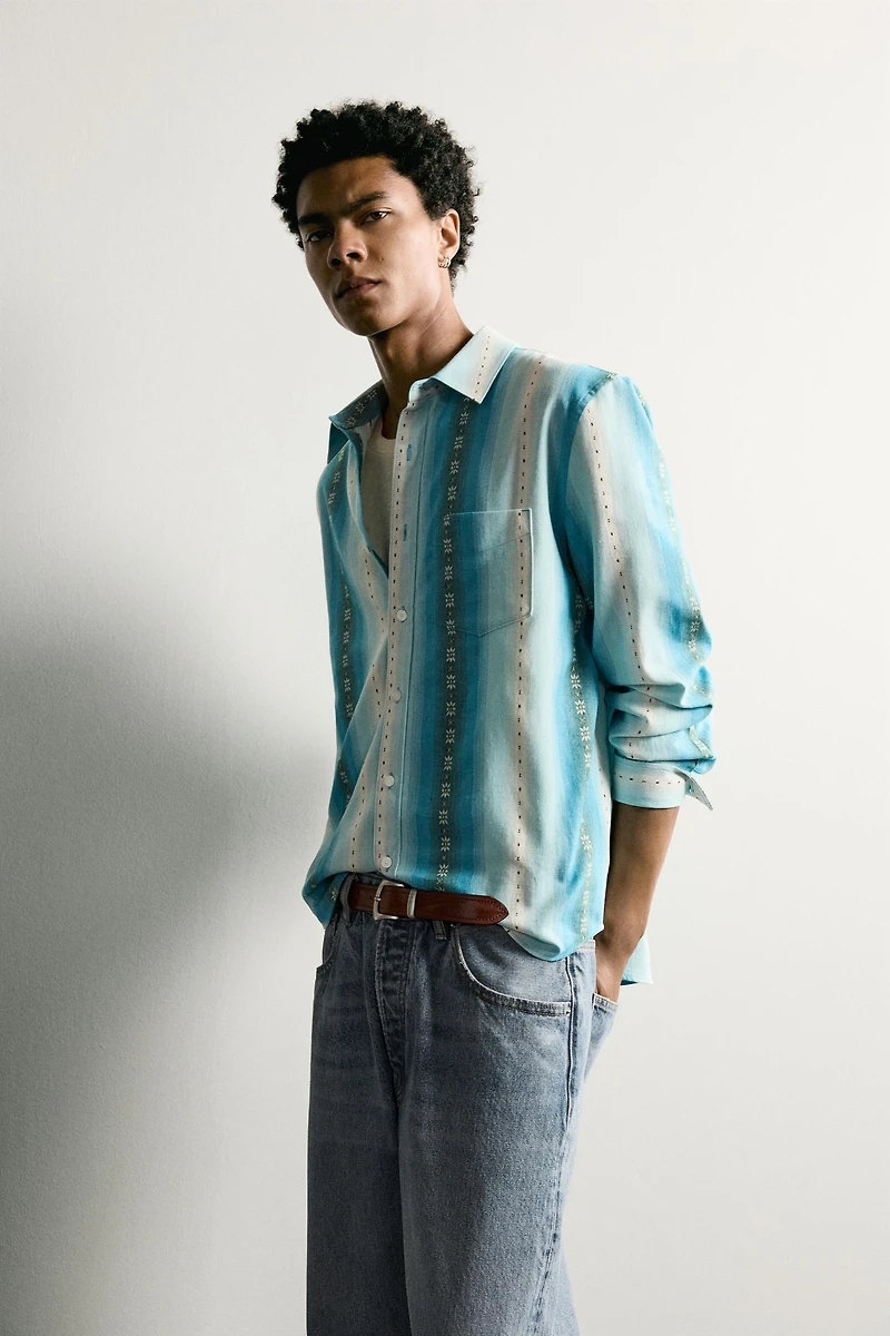 RELAXED FIT STRIPED JACQUARD SHIRT