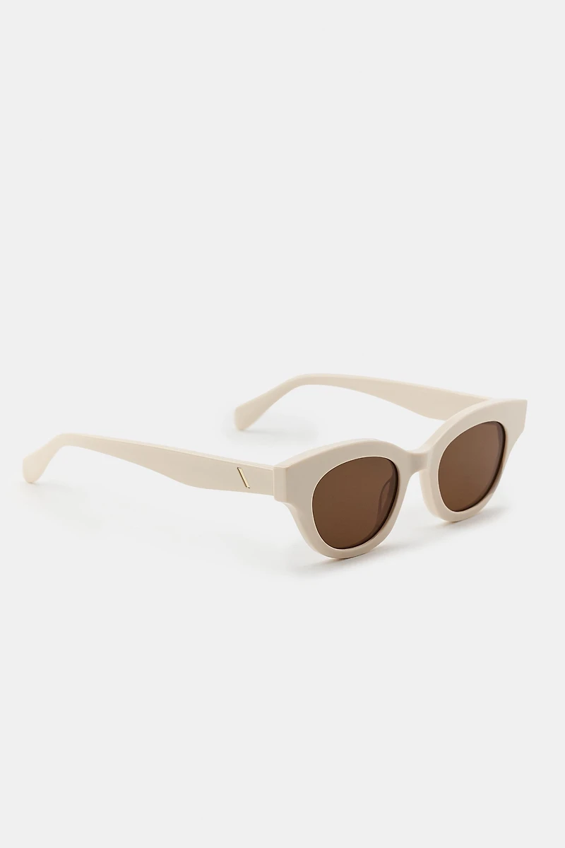 PREPPY CAT EYE SUNGLASSES