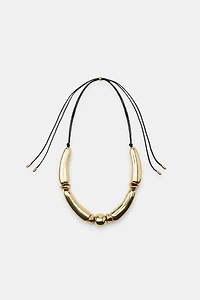 METALLIC PIECES CORD NECKLACE