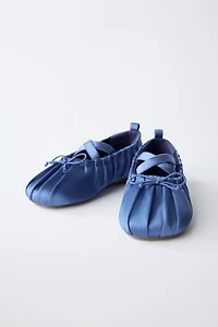 SATIN-EFFECT BALLET FLATS
