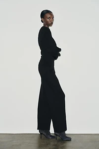 PLEATED INTERLOCK TOP
