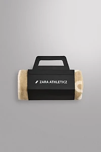 SMALL TRAINING TOWEL