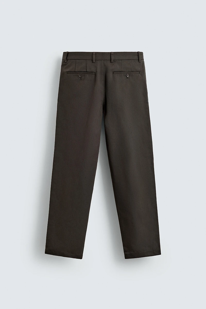 TEXTURED STRAIGHT FIT PANTS