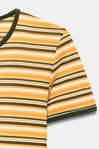 CONTRASTING STRIPED T-SHIRT