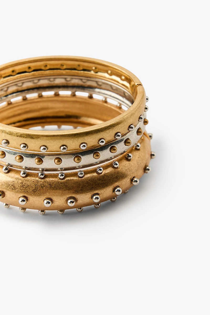LOT DE 3 BRACELETS MÉTALLIQUES À CLOUS