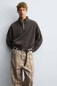 WASHED QUARTER-ZIP SWEATSHIRT