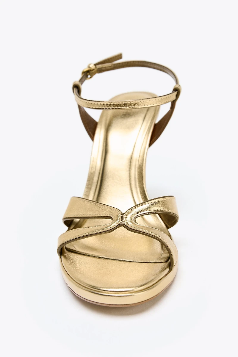 METALLIC EFFECT HEELED SANDALS