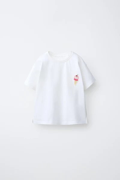 T-SHIRT À DÉCOR EFFET GOMME