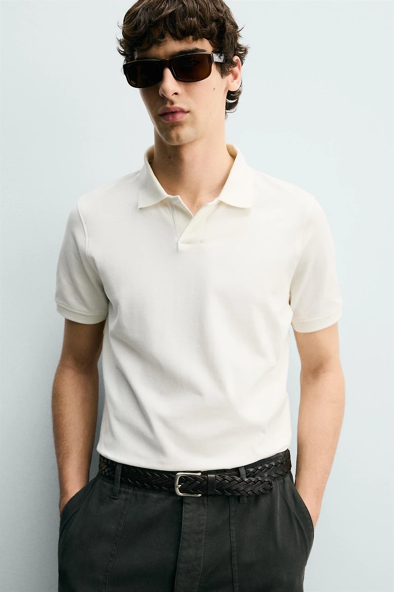 PIQUÉ TEXTURED POLO