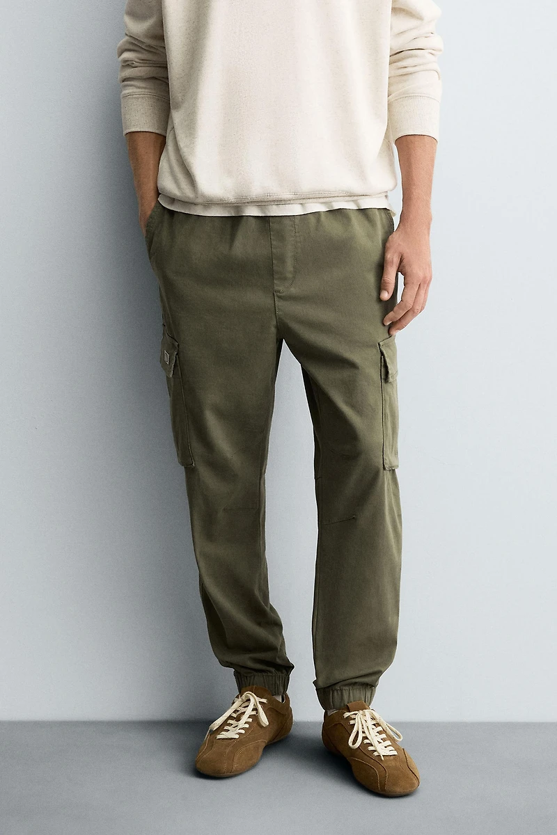 SLIM FIT CARGO PANTS