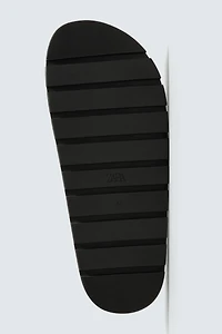 SABOTS EN CUIR ÉPAIS