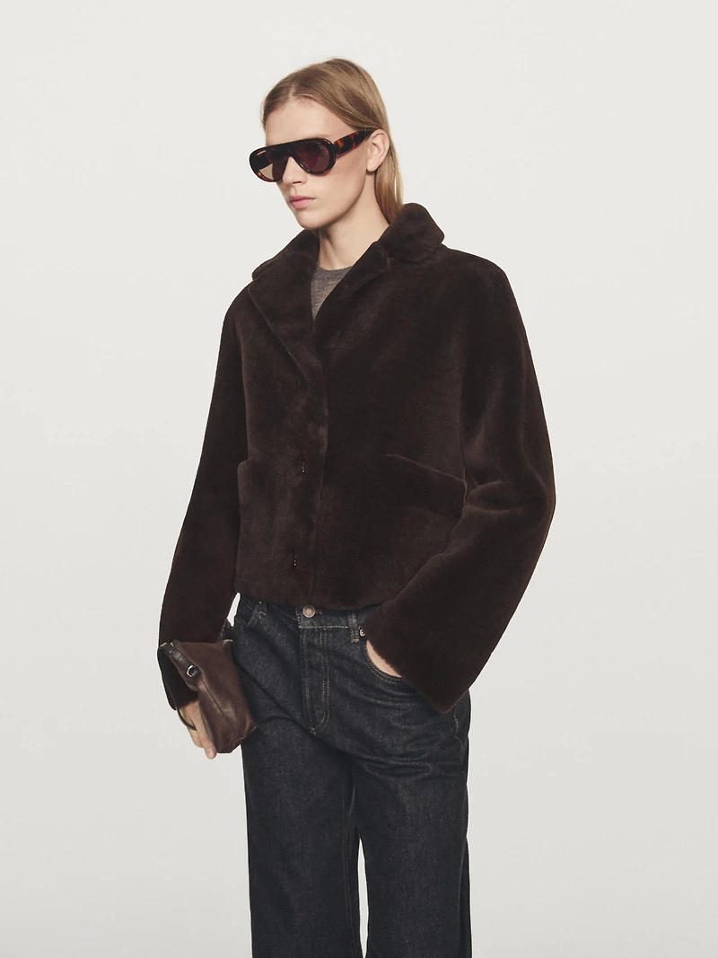 Short lambskin mouton jacket