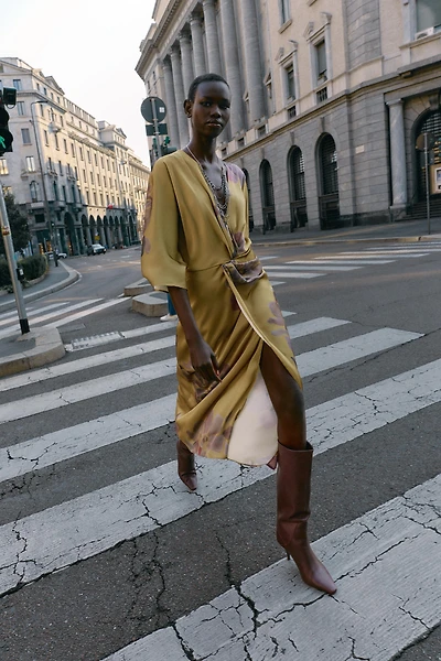 ROBE MIDI IMPRIMÉE SATINÉE