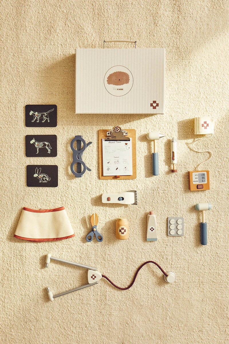 CHILDREN’S VETERINARIAN CASE