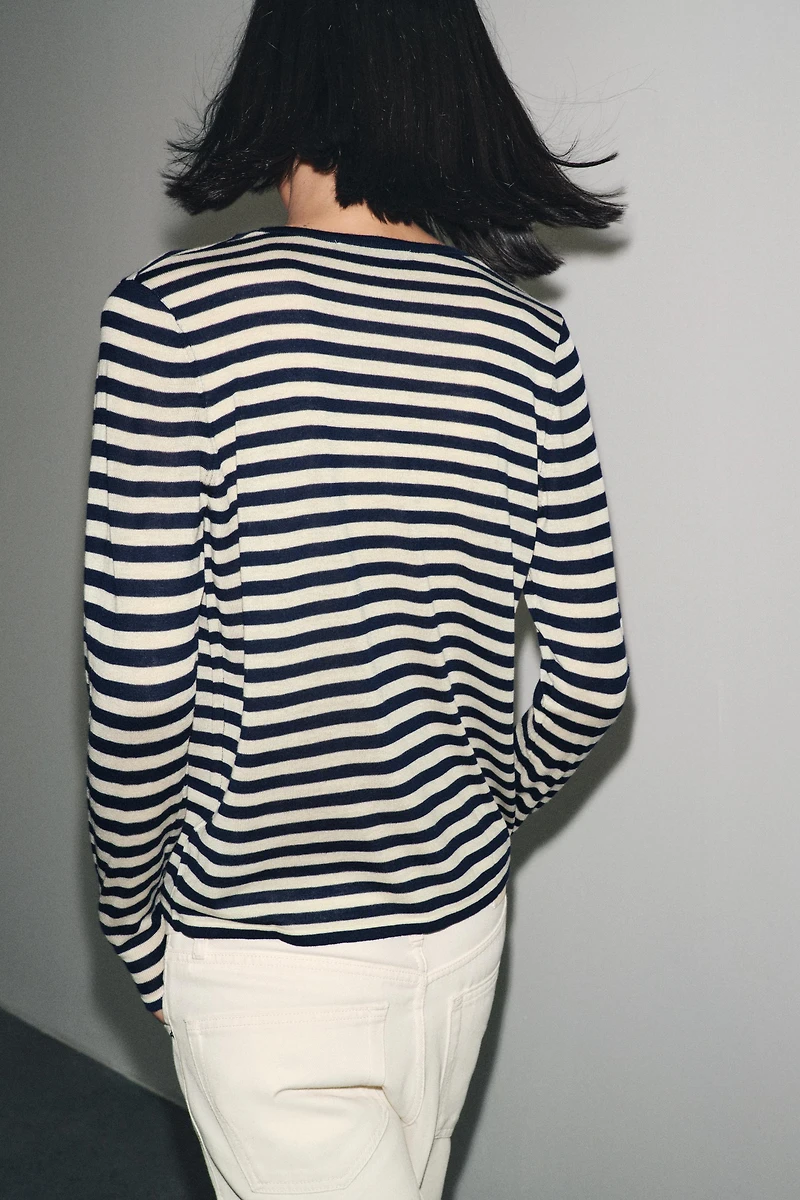 PULL EN MAILLE RAYÉE