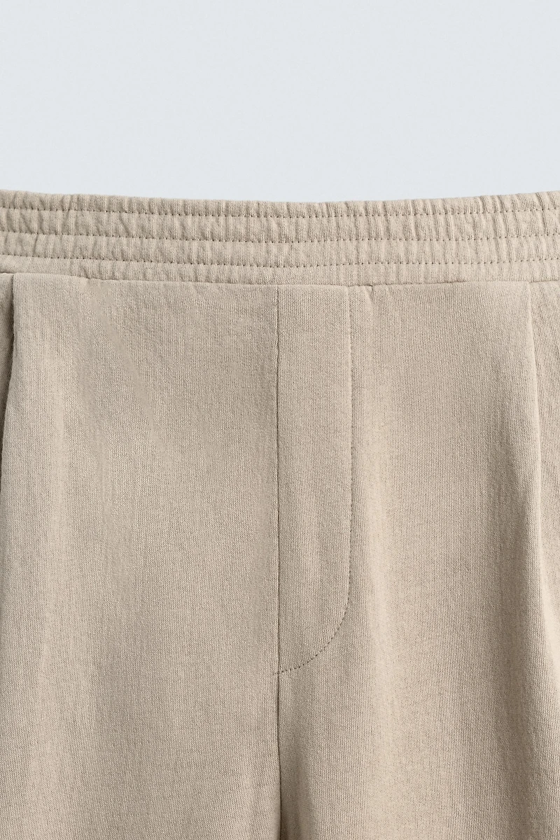TEXTURED BALLOON FIT JOGGERS