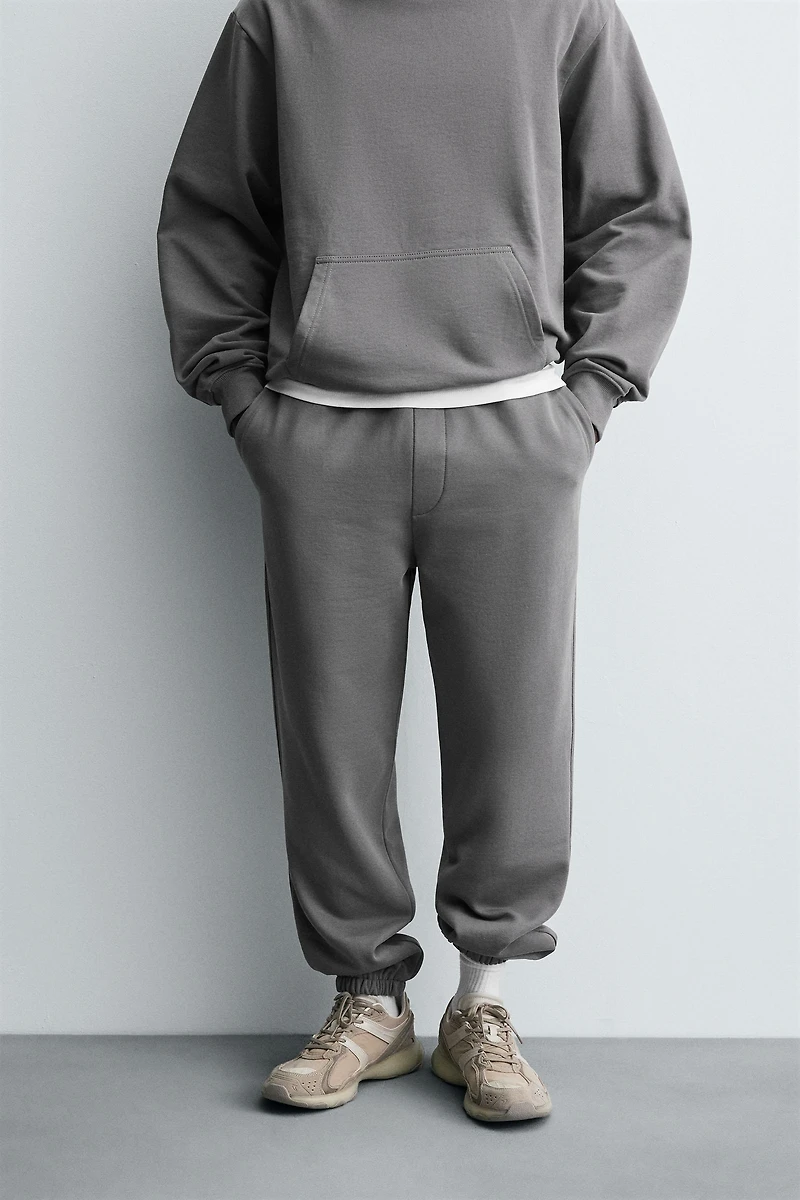 BASIC JOGGER PANTS