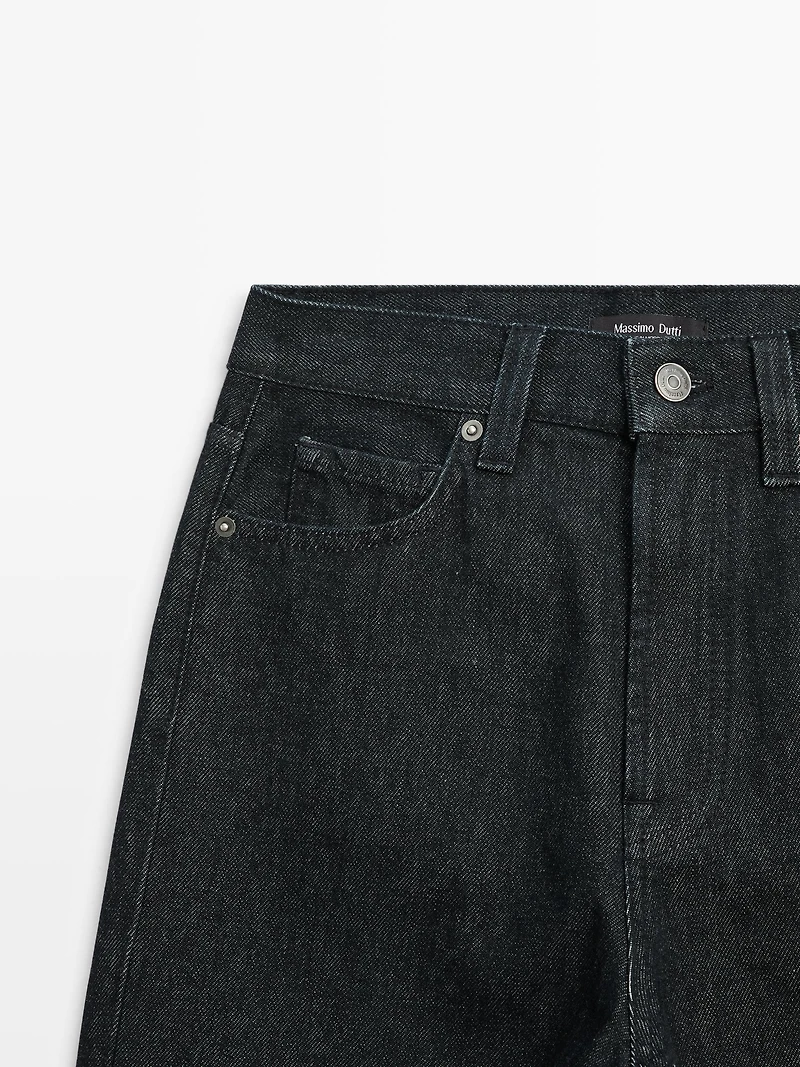 High-waist wide-leg jeans