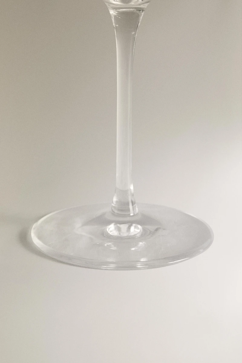 GLASS WITH LINES