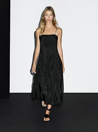 Robe midi fluide à godets