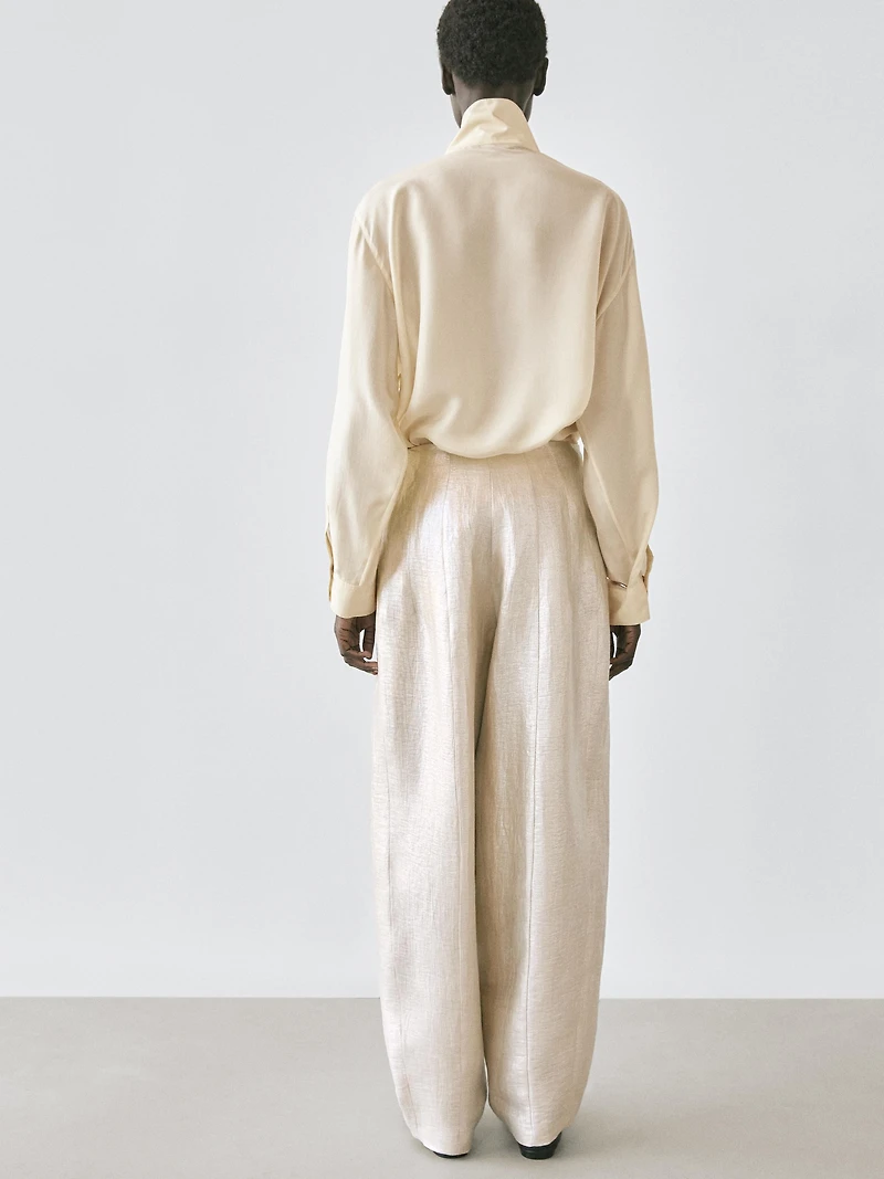Flowing metallic linen trousers
