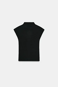 HIGH NECK TOP