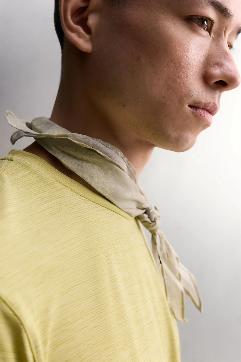 LIGHTWEIGHT RAMIE-COTTON BANDANA