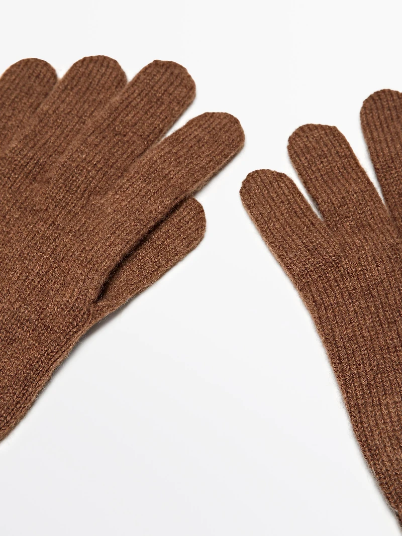 Wool blend knit gloves