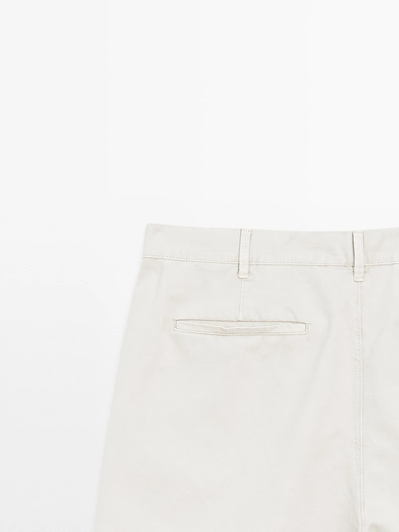 Bermuda léger lin mélangé