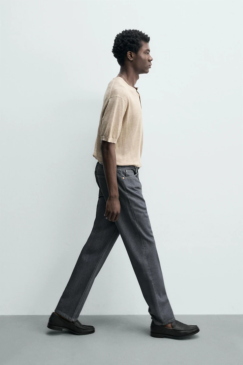 STRAIGHT FIT JEANS