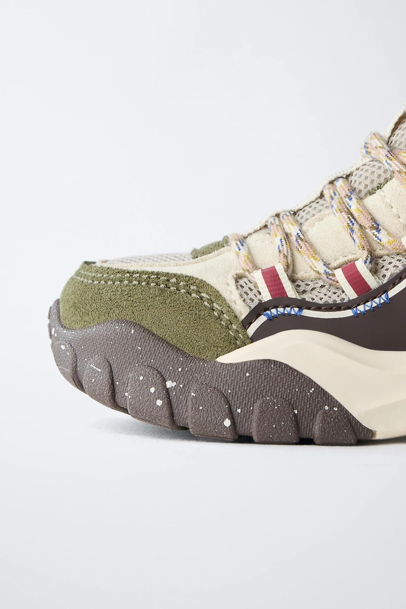 PIECED SNEAKERS