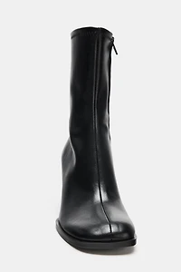 BLOCK HEEL ANKLE BOOTS