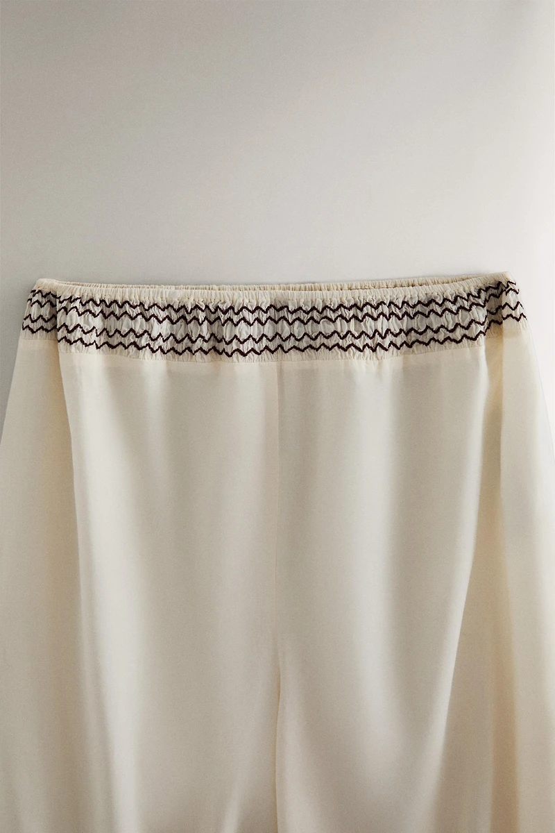 GATHERED CHRISTMAS PANTS