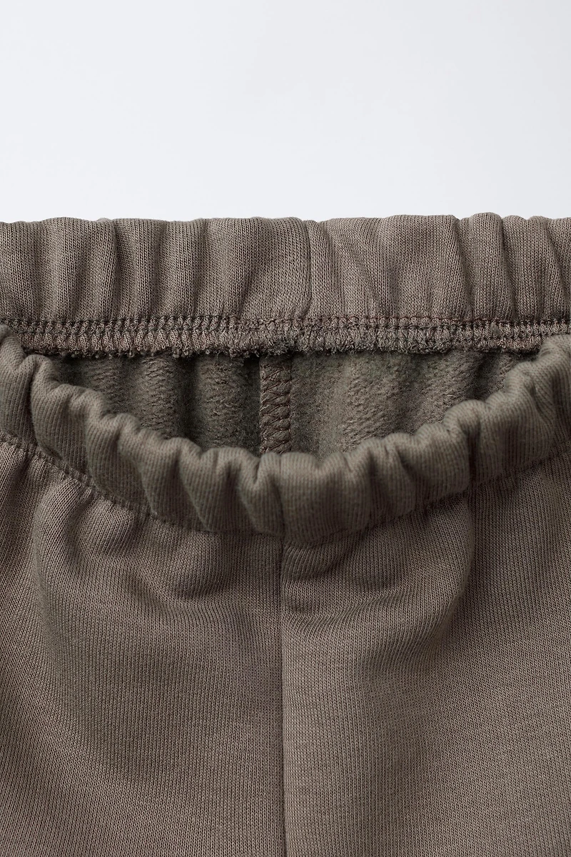 JOGGING SWEATSHIRT AND BASIC JOGGER PANTS SET WITH LABEL