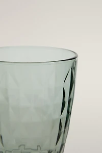 TUMBLER WITH RAISED DIAMOND DESIGN