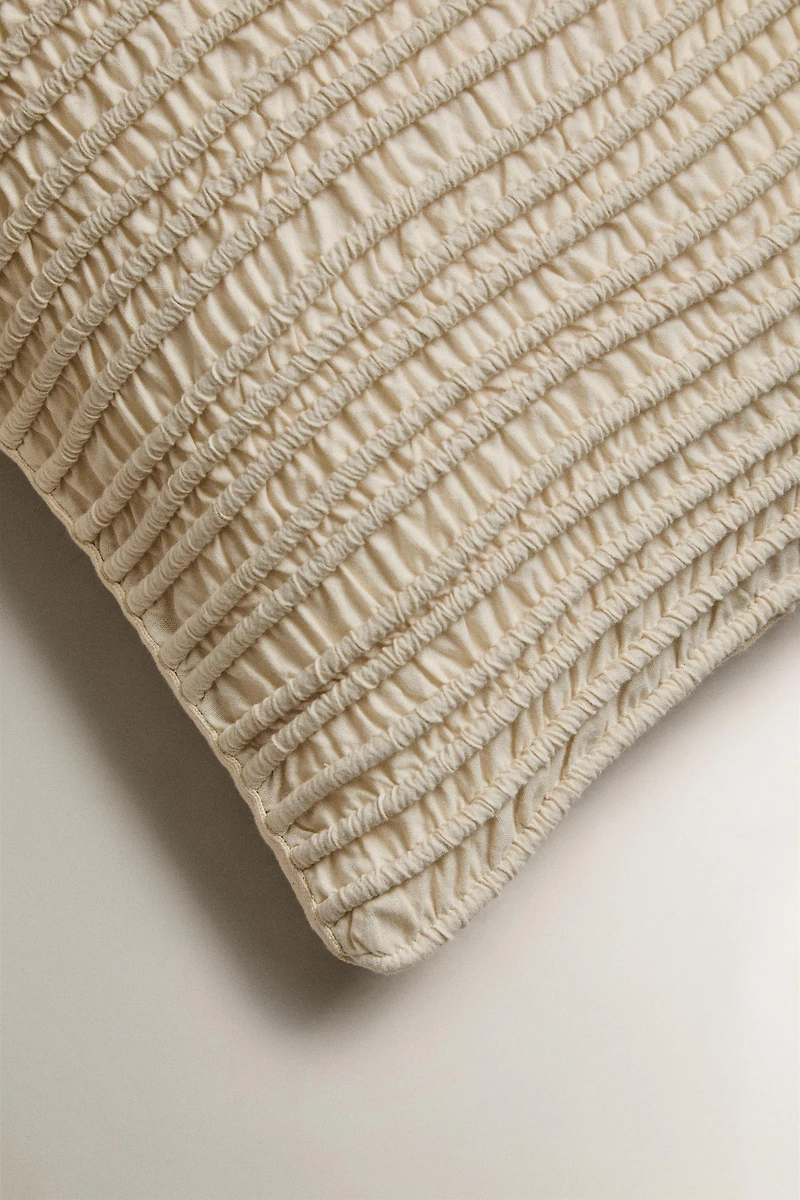 PLEATED THROW PILLOW COVER