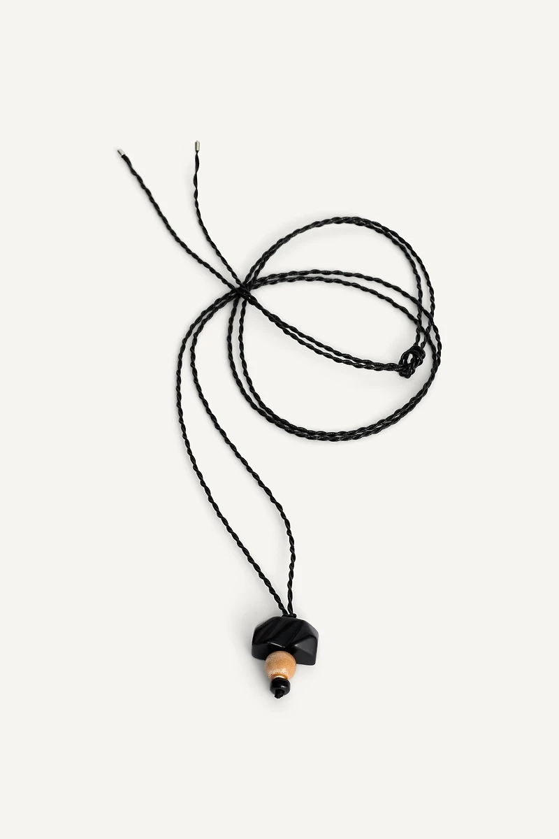 COMBINED PENDANT CORD NECKLACE