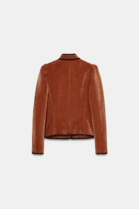CONTRASTING TRIM BLAZER