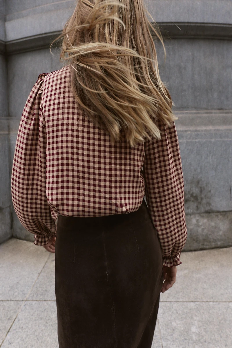 GINGHAM RUFFLE BLOUSE