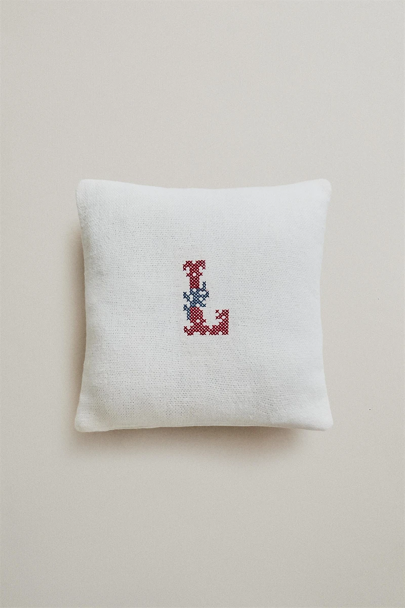 EMBROIDERED LETTER L LINEN CUSHION
