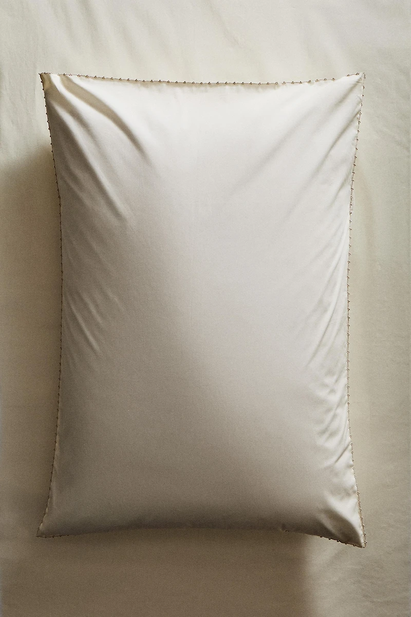 CHILDREN'S EMBROIDERED PILLOWCASE WITH TRIM DETAIL