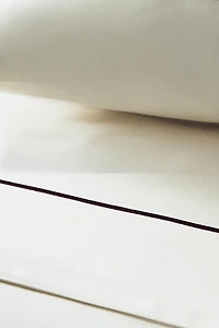 SATEEN FLAT SHEET WITH EMBROIDERED EDGE