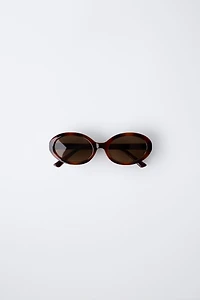 OVAL PLASTIC SUNGLASSES