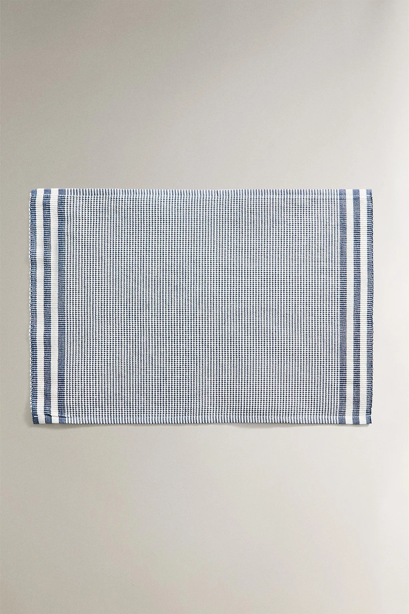 STRIPED INDIVIDUAL TABLECLOTH (PACK OF 2)