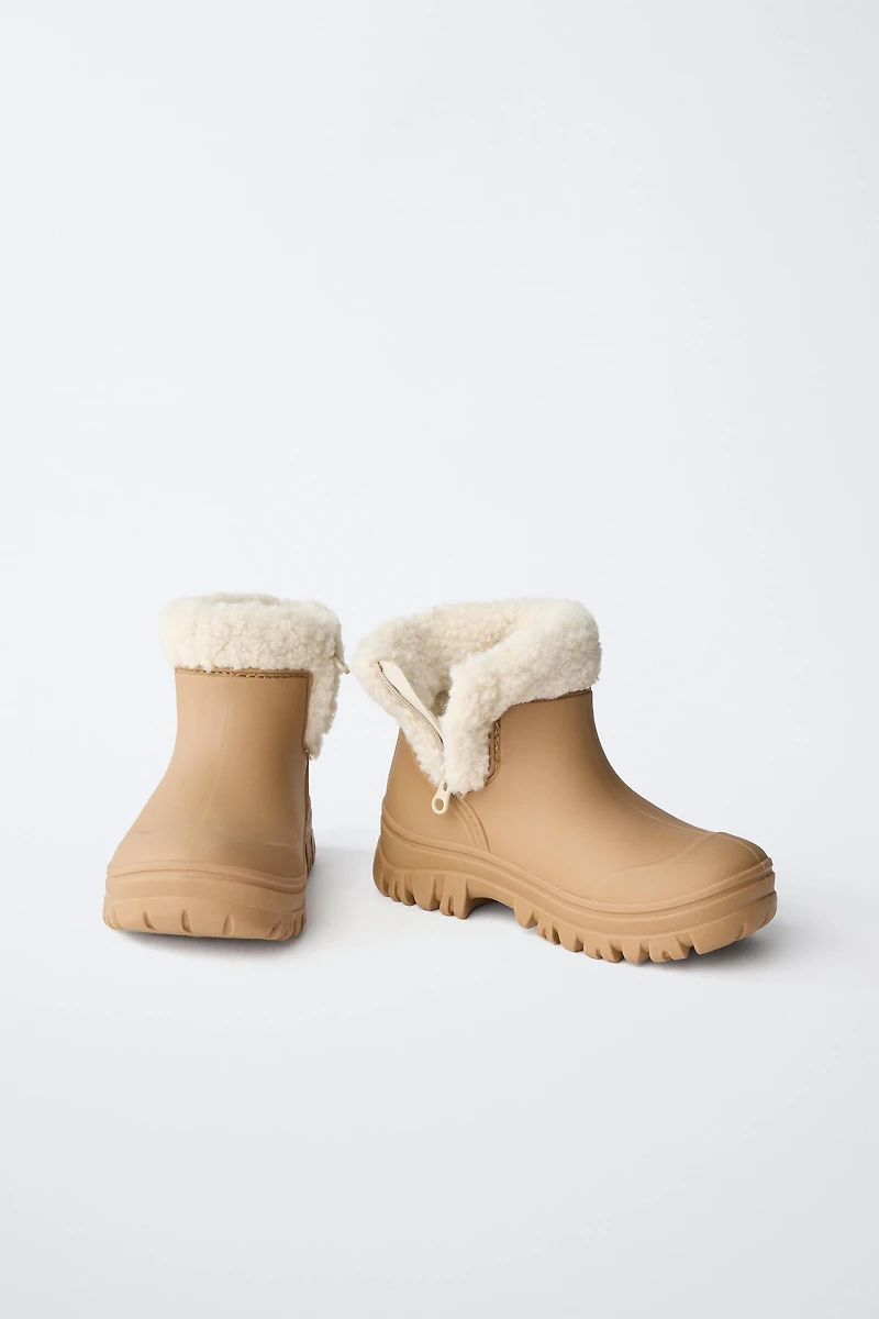 FLEECE RAIN BOOTS