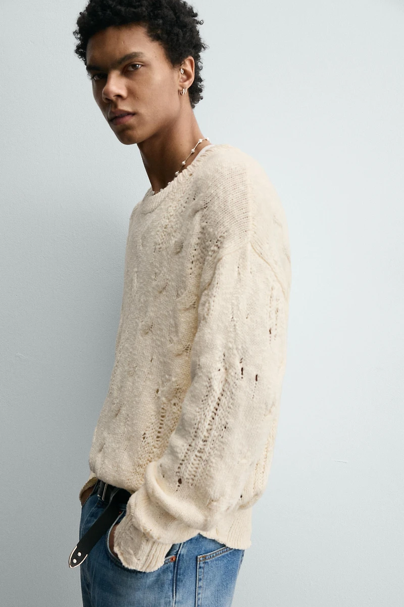 OPEN KNIT CABLE JUMPER