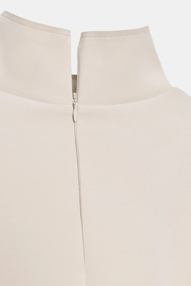 ASYMMETRIC INTERLOCK CAPE