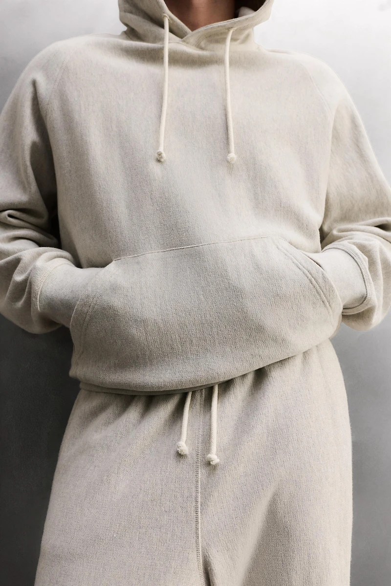 SWEAT HOODIE D'ENTRAÎNEMENT BASIQUE