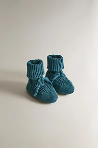 BABY KNIT BOOTIES
